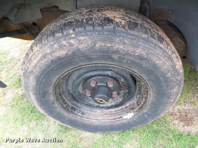 image for item DB2537 1996 Chevrolet S10 pickup truck