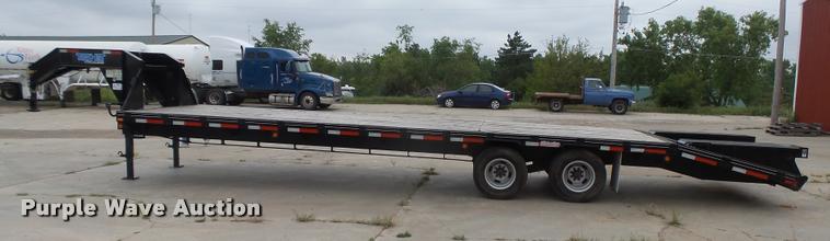 image for item DB2583 2014 Top Hat equipment trailer