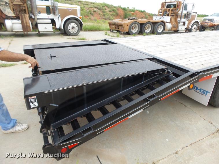 image for item DB2583 2014 Top Hat equipment trailer