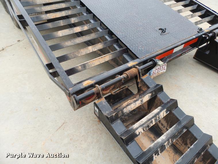 image for item DB2583 2014 Top Hat equipment trailer