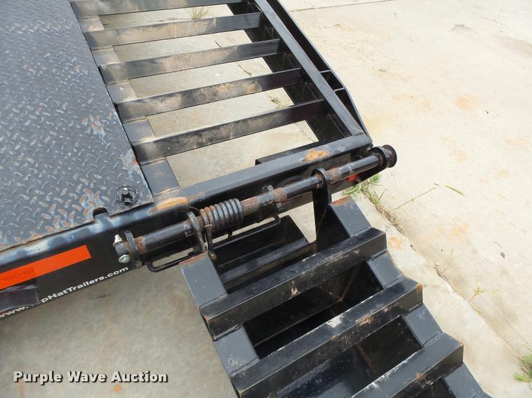 image for item DB2583 2014 Top Hat equipment trailer