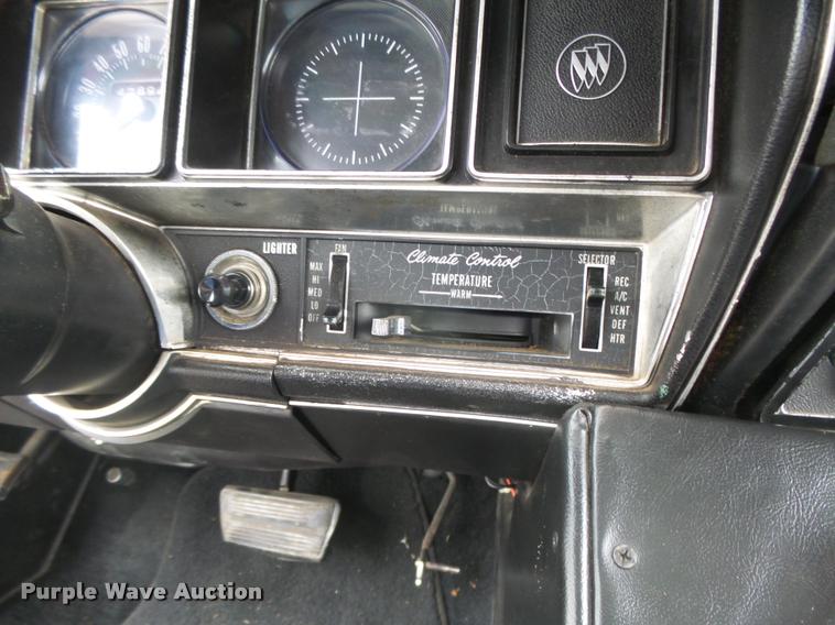 image for item DB2586 1972 Buick Skylark