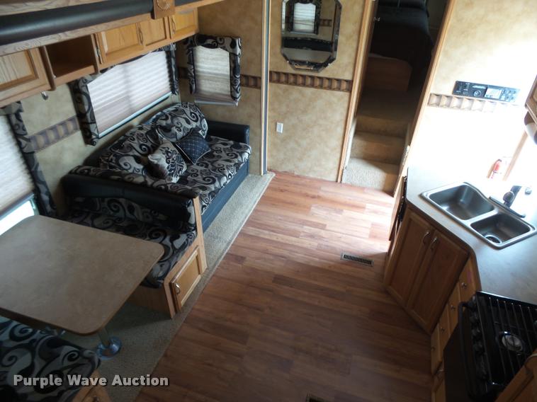 image for item DB2588 2007 Keystone Raptor toy hauler