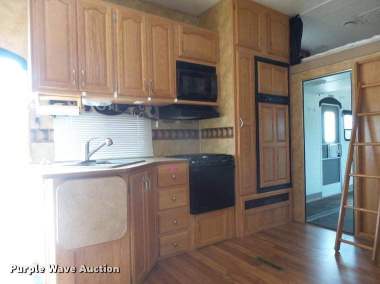 image for item DB2588 2007 Keystone Raptor toy hauler