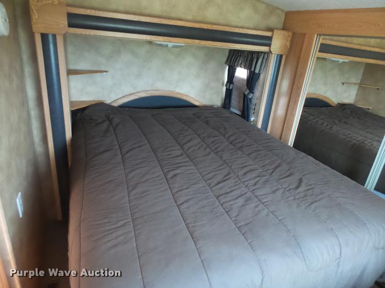 image for item DB2588 2007 Keystone Raptor toy hauler