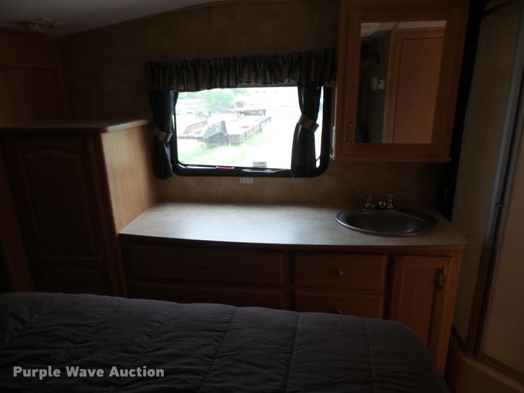 image for item DB2588 2007 Keystone Raptor toy hauler