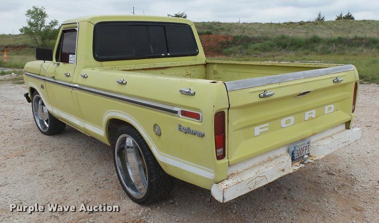 image for item DB2589 1973 Ford F100 pickup truck