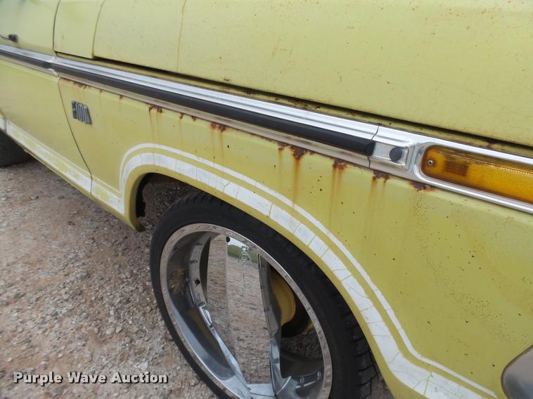 image for item DB2589 1973 Ford F100 pickup truck