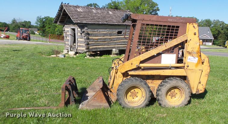 image for item DB5760 1994 Case 1818 skid steer