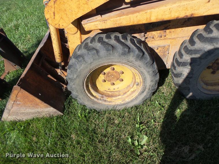 image for item DB5760 1994 Case 1818 skid steer