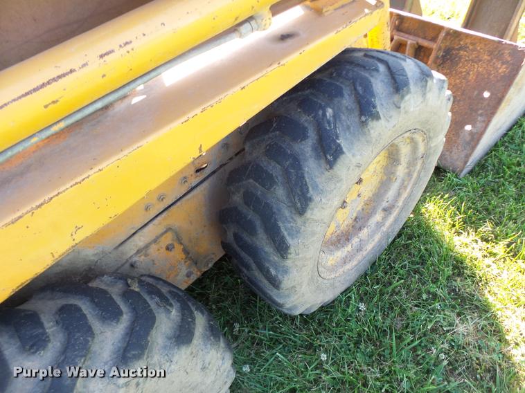 image for item DB5760 1994 Case 1818 skid steer