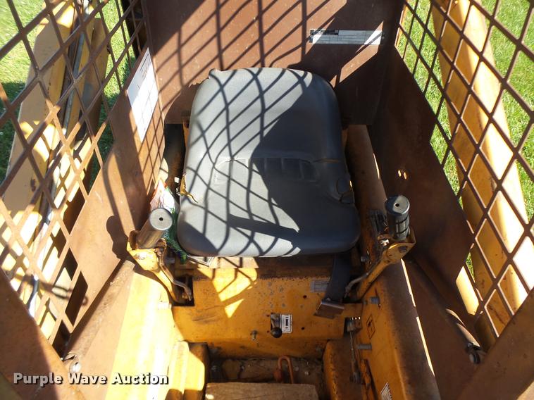 image for item DB5760 1994 Case 1818 skid steer