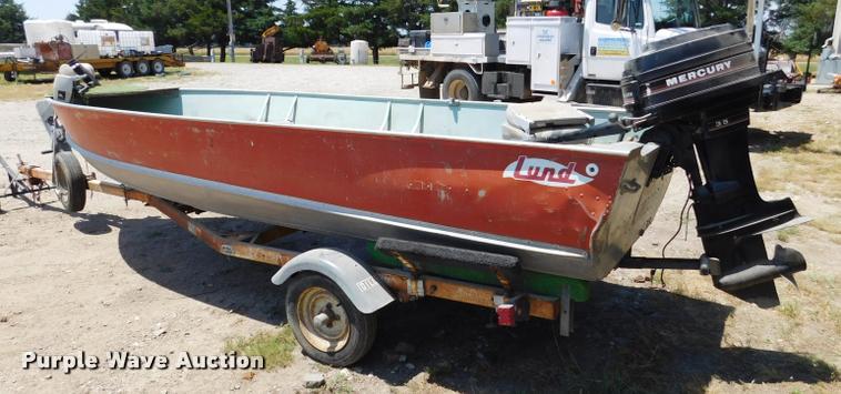 image for item DB9473 1977 Lund boat