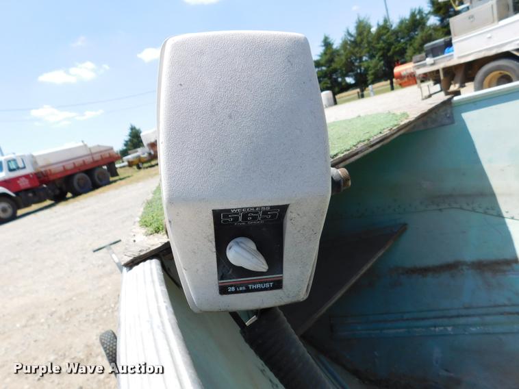 image for item DB9473 1977 Lund boat