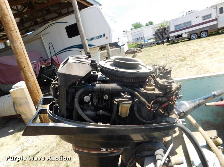 image for item DB9473 1977 Lund boat