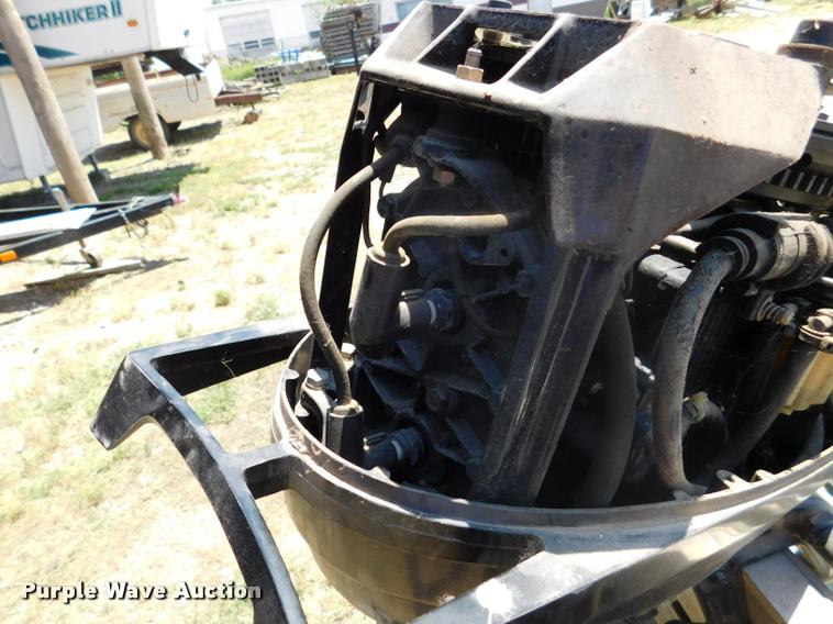 image for item DB9473 1977 Lund boat