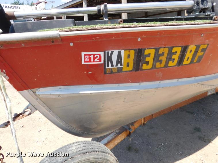 image for item DB9473 1977 Lund boat