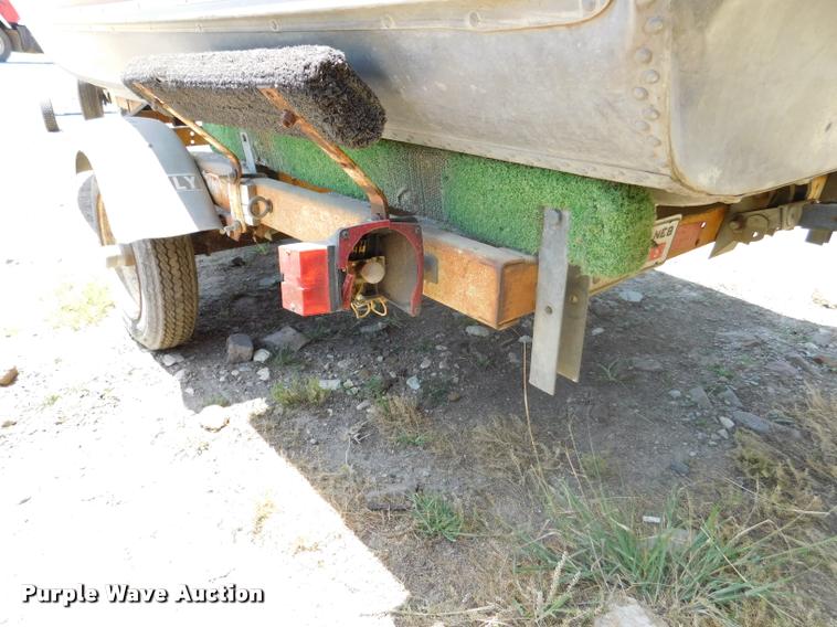 image for item DB9473 1977 Lund boat