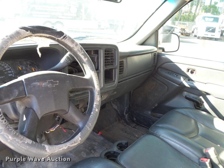 image for item DD9410 2006 Chevrolet Silverado 2500HD Crew Cab pickup truck