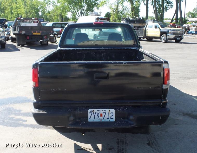 image for item DD9411 2003 Chevrolet S10 Ext. Cab pickup truck