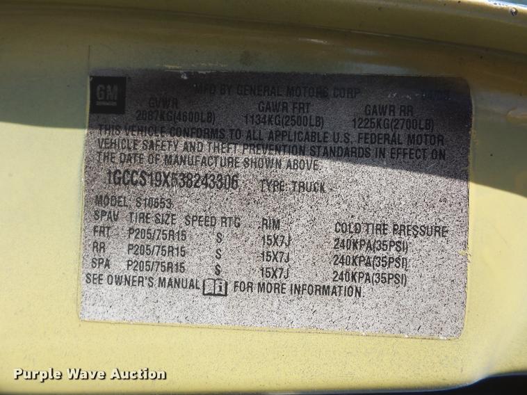 image for item DD9411 2003 Chevrolet S10 Ext. Cab pickup truck