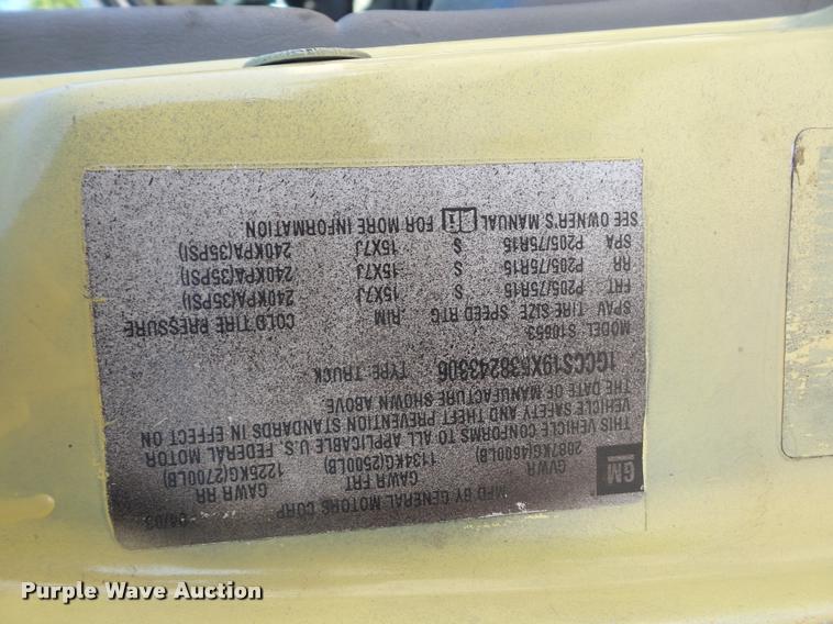 image for item DD9411 2003 Chevrolet S10 Ext. Cab pickup truck