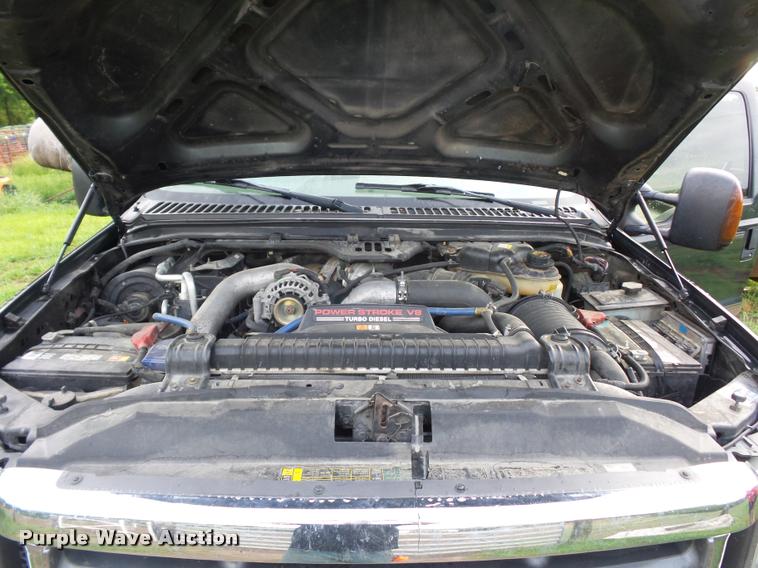 image for item DD9499 2004 Ford F250 Super Duty pickup truck