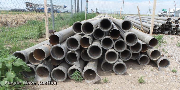 image for item DE9016 Approximately 65 aluminum irrigation pipe joints