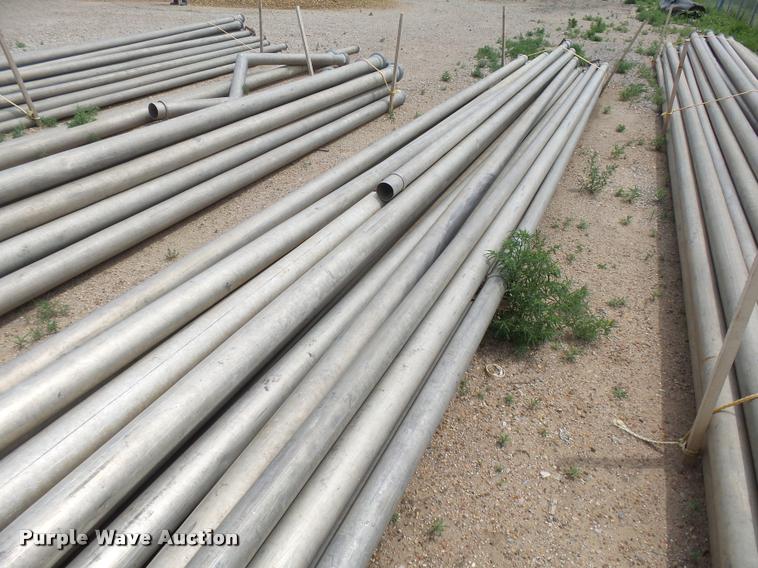 image for item DE9016 Approximately 65 aluminum irrigation pipe joints