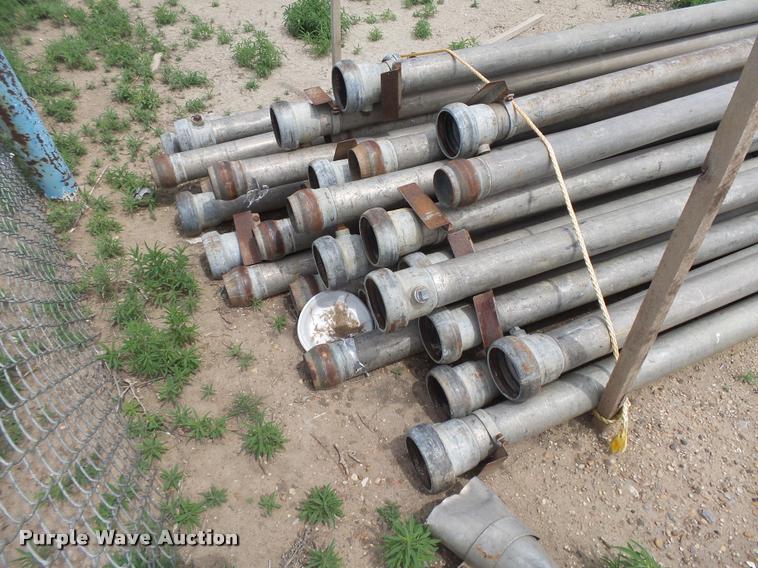 image for item DE9016 Approximately 65 aluminum irrigation pipe joints