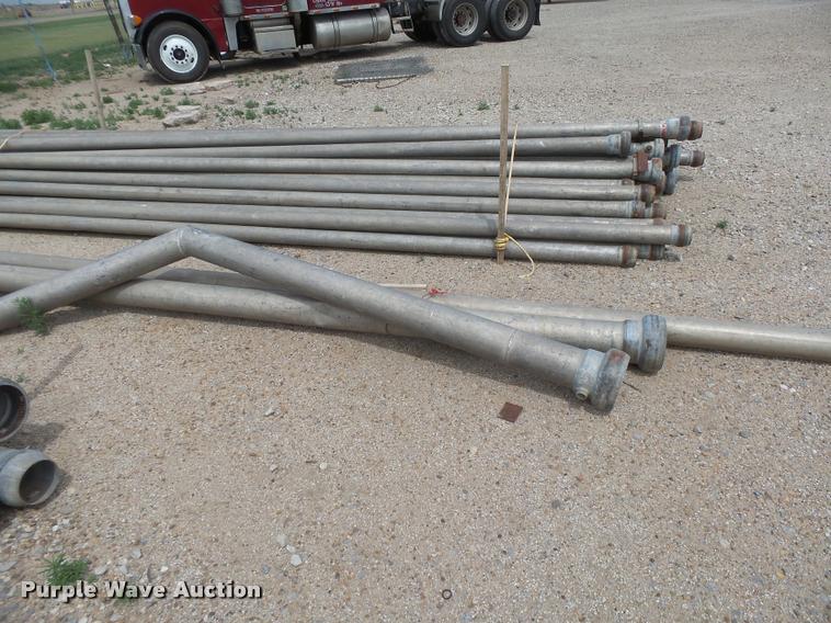 image for item DE9016 Approximately 65 aluminum irrigation pipe joints