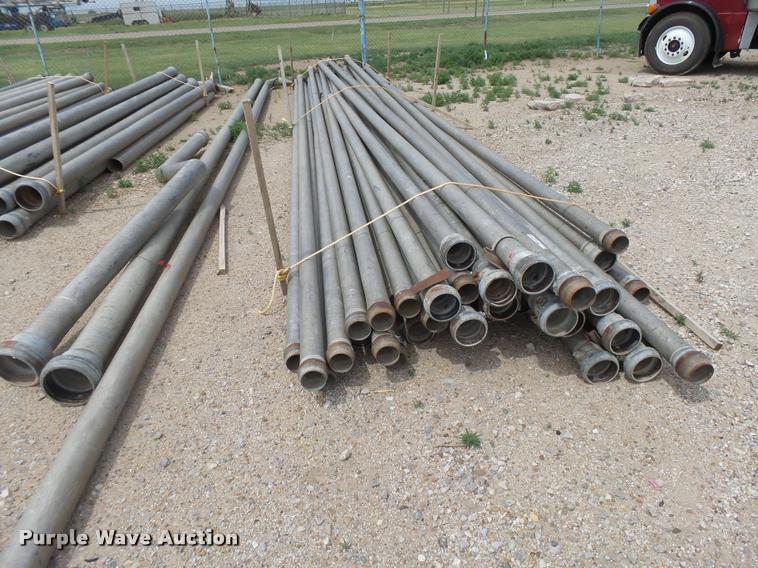 image for item DE9016 Approximately 65 aluminum irrigation pipe joints