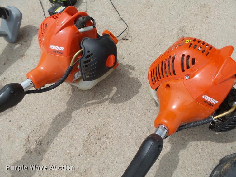 image for item DE9020 Lawn and garden equipment