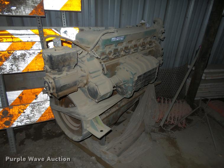 image for item DE9021 Detroit Diesel 6-71 six cylinder diesel engine