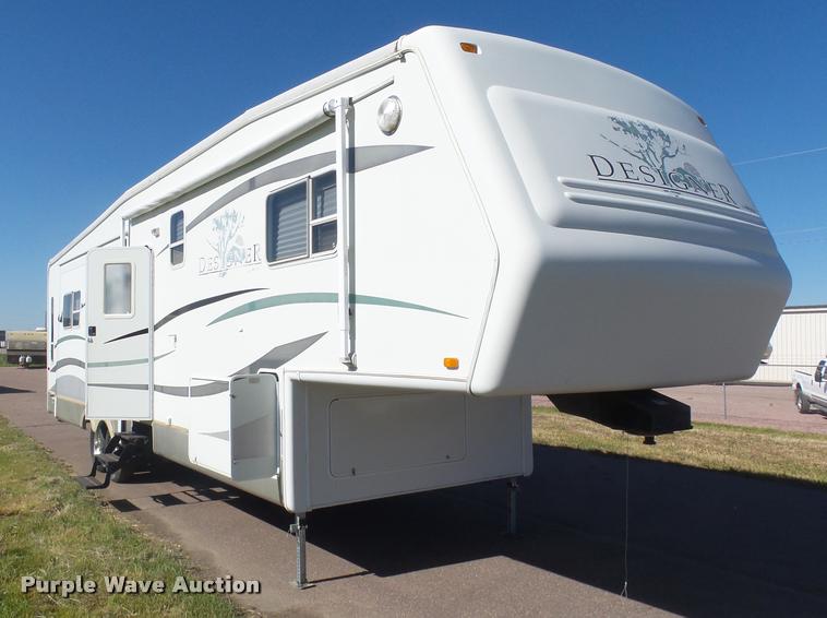 image for item DH9657 2005 Jayco Designer camper