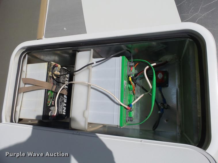 image for item DH9657 2005 Jayco Designer camper