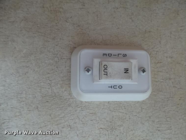 image for item DH9657 2005 Jayco Designer camper