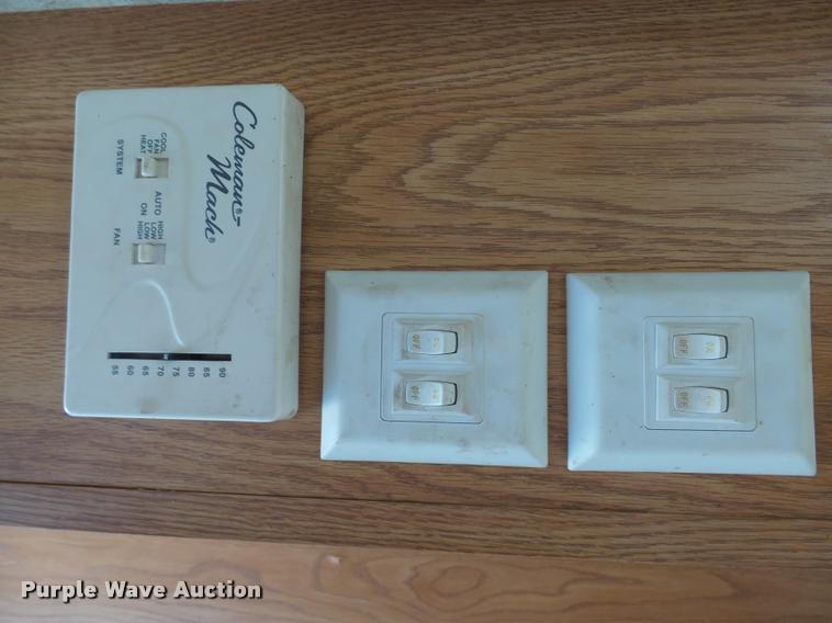 image for item DH9657 2005 Jayco Designer camper