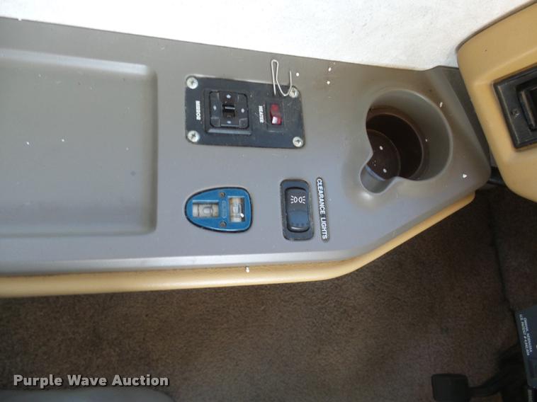 image for item DH9659 1999 Ford Fleetwood Bounder RV