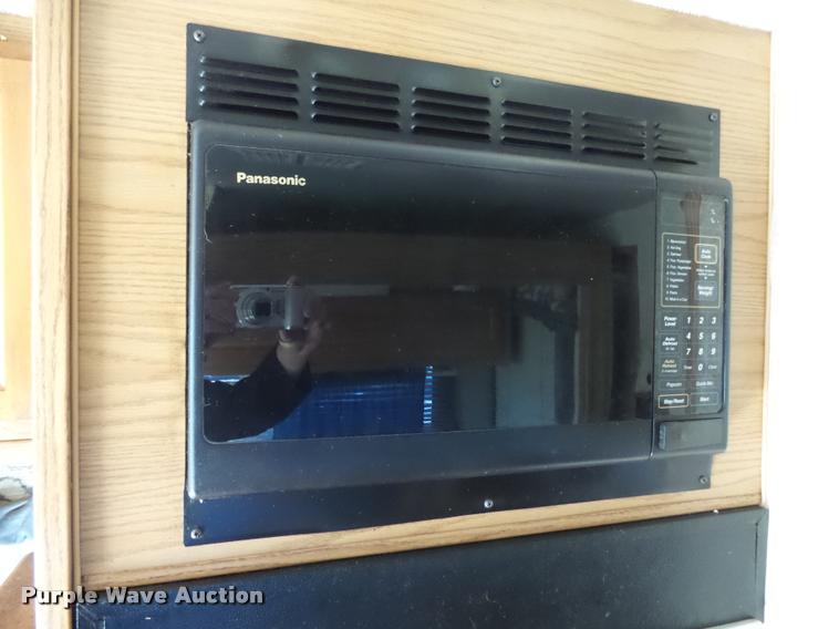 image for item DH9659 1999 Ford Fleetwood Bounder RV