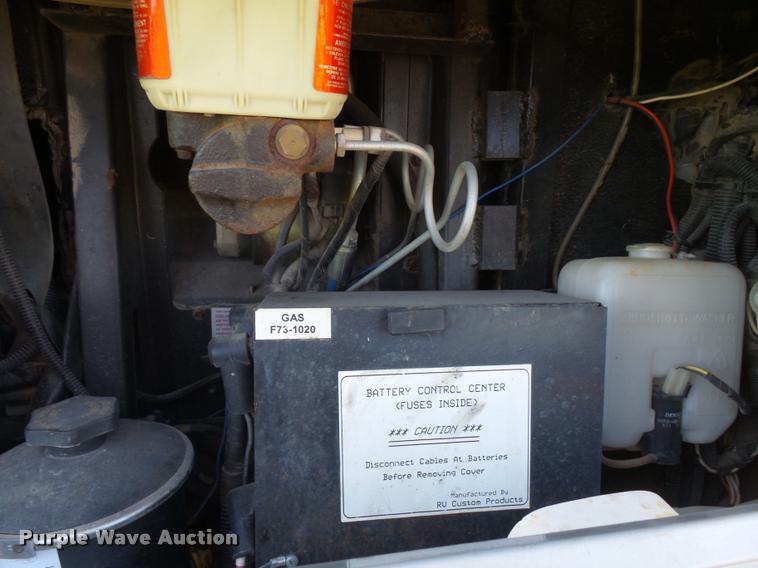 image for item DH9659 1999 Ford Fleetwood Bounder RV