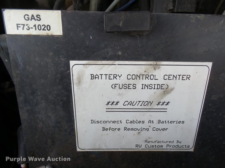 image for item DH9659 1999 Ford Fleetwood Bounder RV