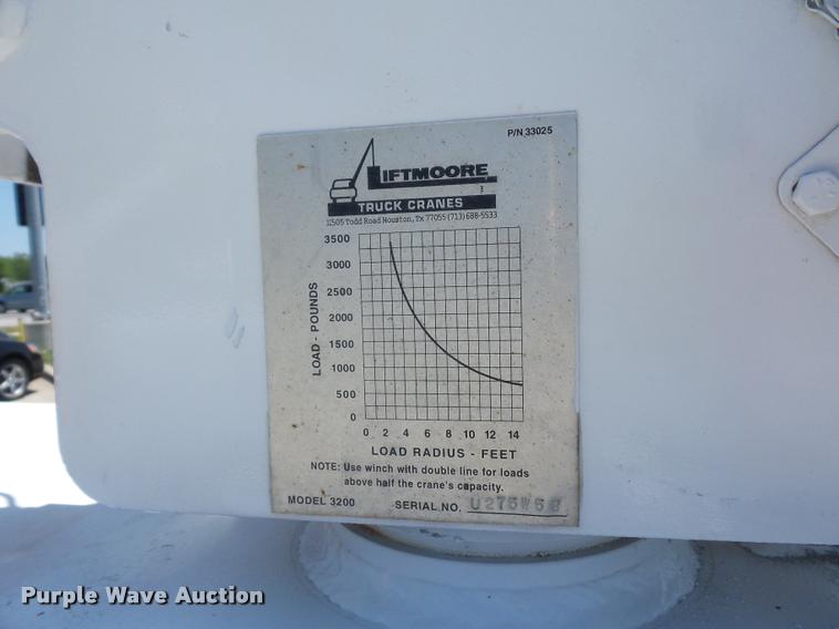 image for item DJ9543 2006 Ford F450 Super Duty service truck with crane