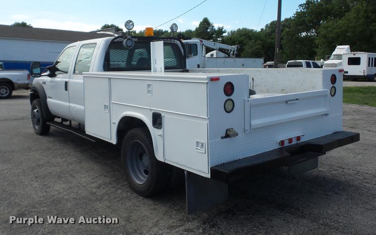 image for item DJ9583 2007 Ford F550 Super Duty Crew Cab service truck
