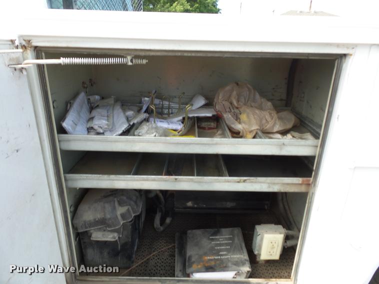 image for item DJ9583 2007 Ford F550 Super Duty Crew Cab service truck