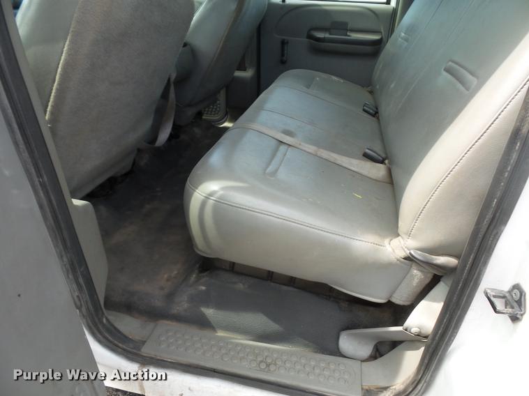 image for item DJ9583 2007 Ford F550 Super Duty Crew Cab service truck