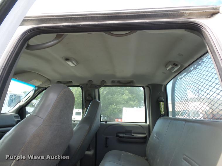 image for item DJ9583 2007 Ford F550 Super Duty Crew Cab service truck