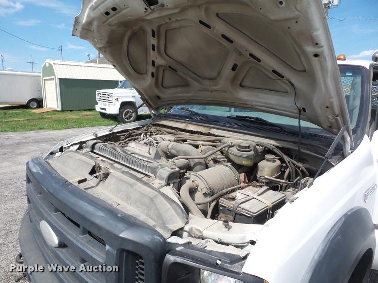 image for item DJ9583 2007 Ford F550 Super Duty Crew Cab service truck
