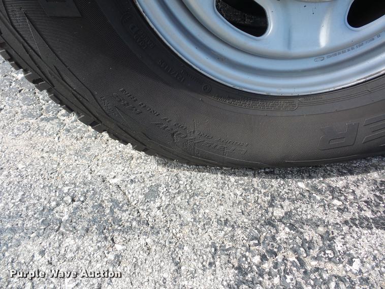 image for item DJ9585 2010 Ford F250 Super Duty Crew Cab pickup truck