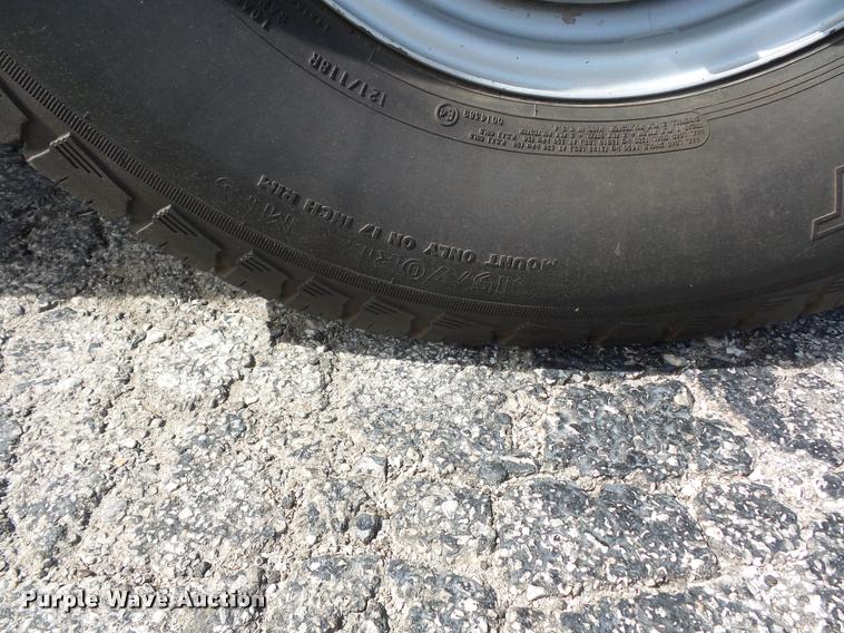 image for item DJ9585 2010 Ford F250 Super Duty Crew Cab pickup truck